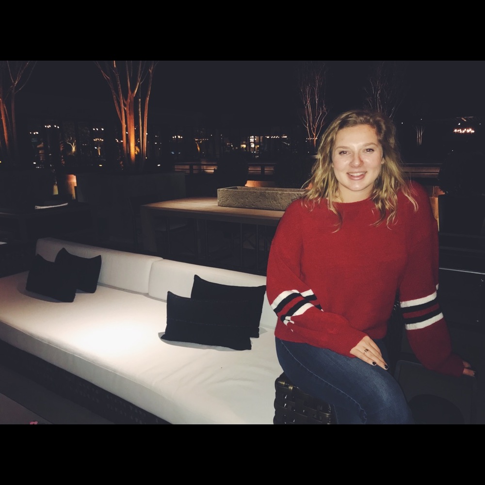 Meet your Posher, Lauren